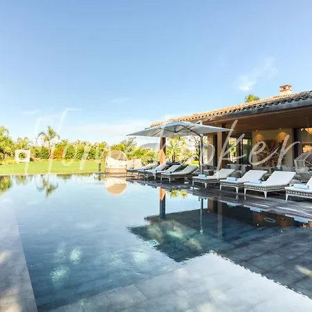 Βίλα Villa Bluma